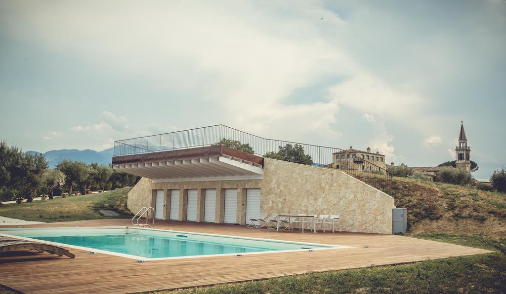 Castello Di Semivicoli Guest House Casacanditella Exterior photo