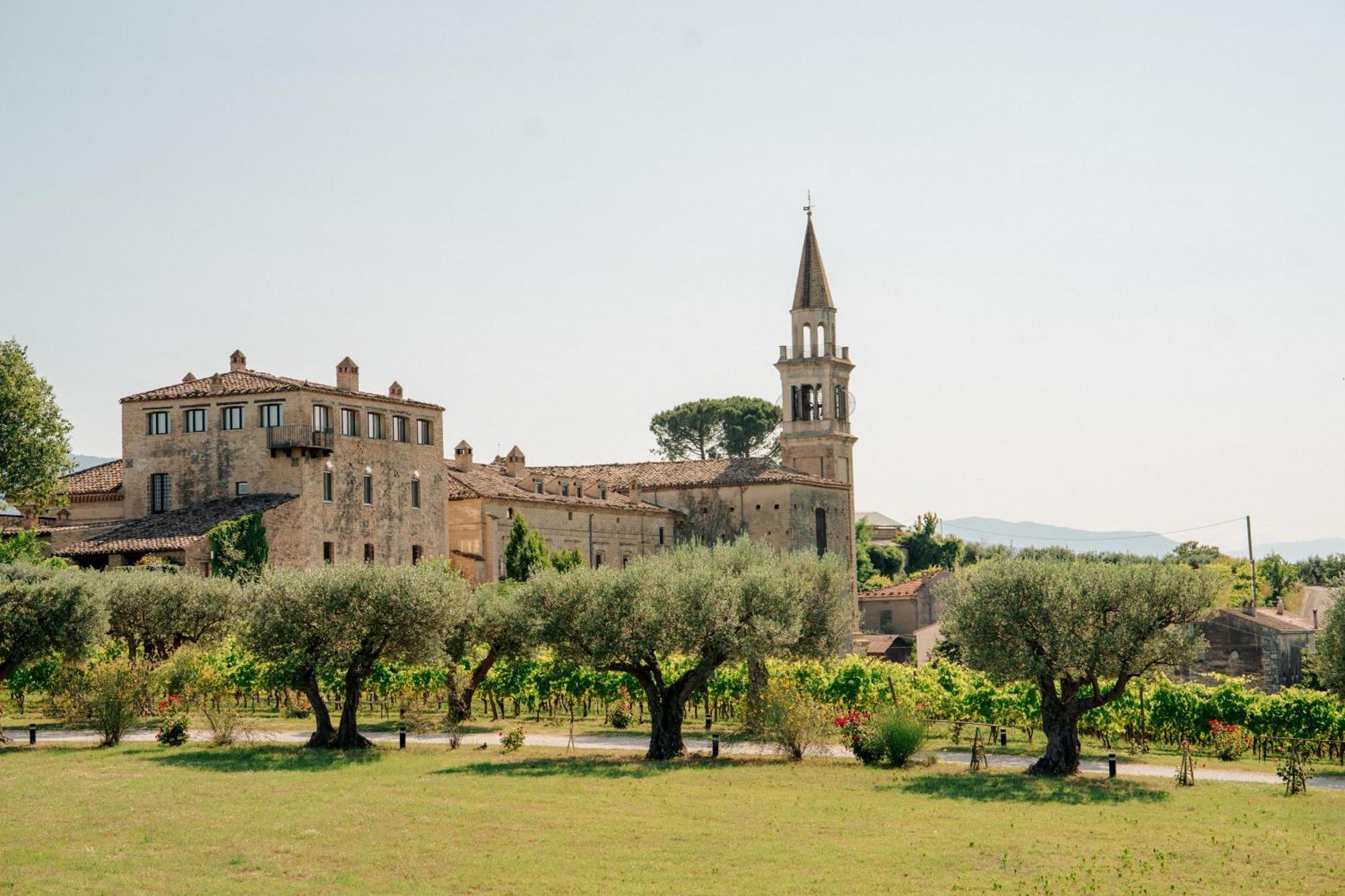 Castello Di Semivicoli Guest House Casacanditella Exterior photo