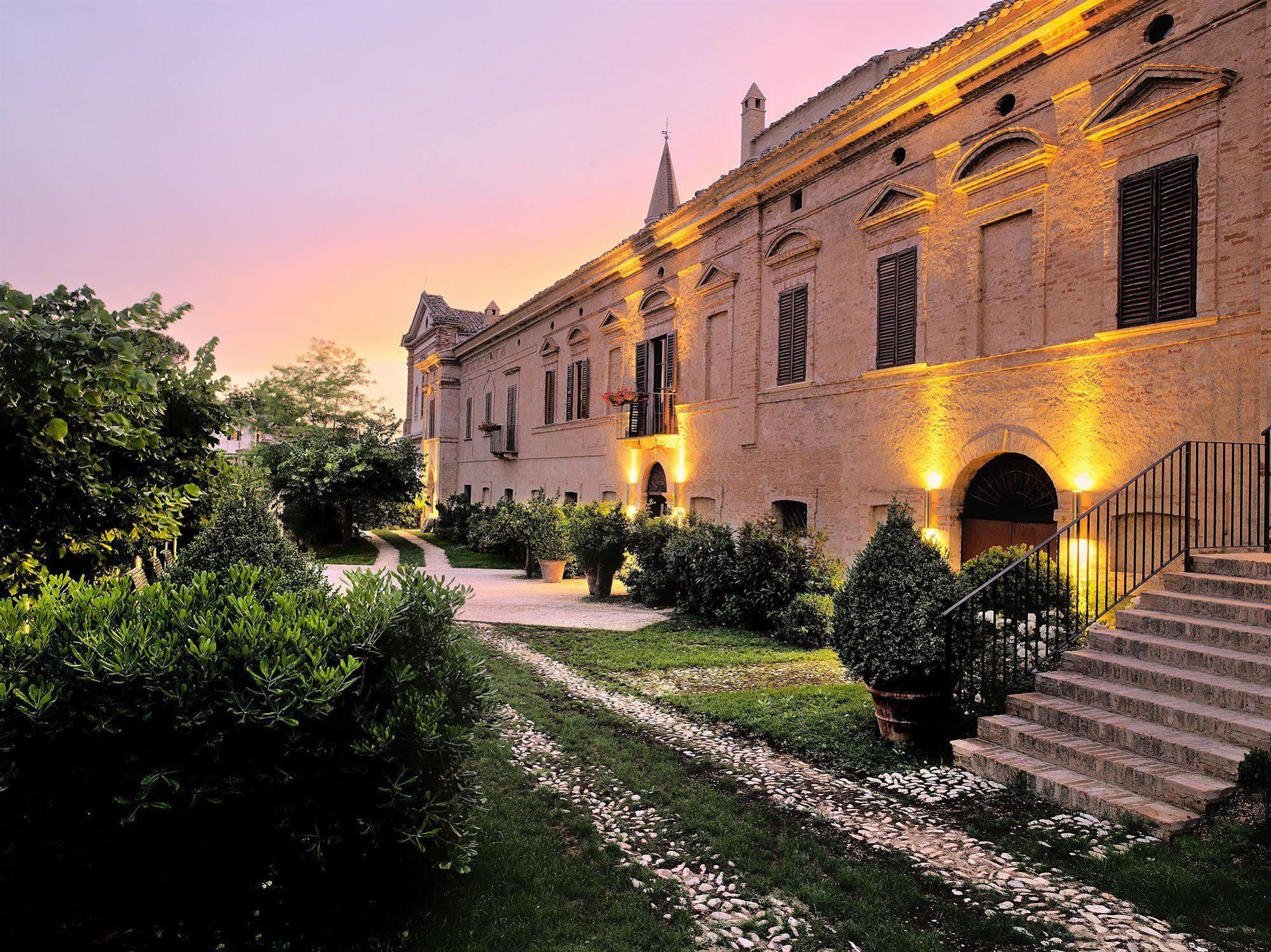 Castello Di Semivicoli Guest House Casacanditella Exterior photo